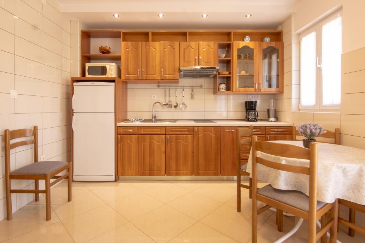 Apartments Baskovic Promajna Extérieur photo