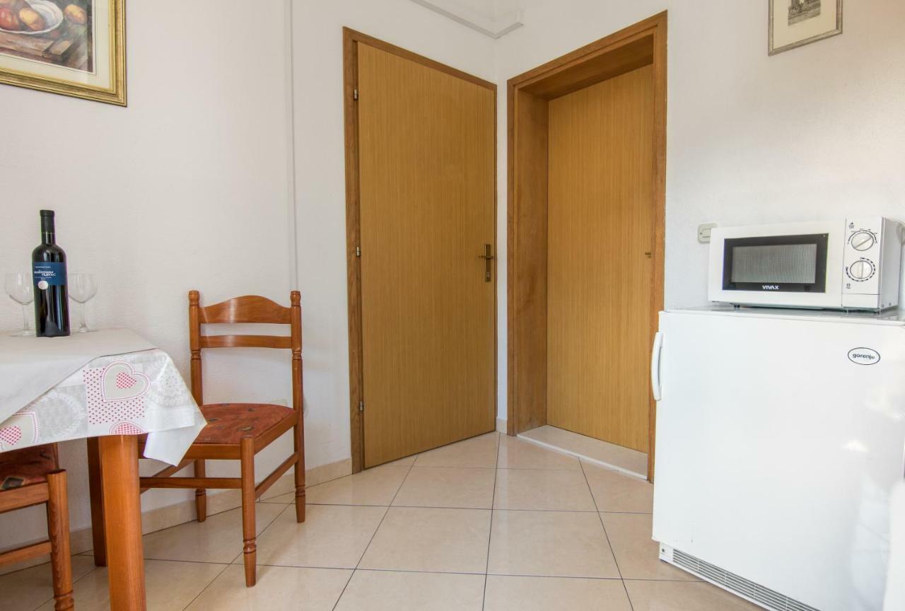 Apartments Baskovic Promajna Extérieur photo